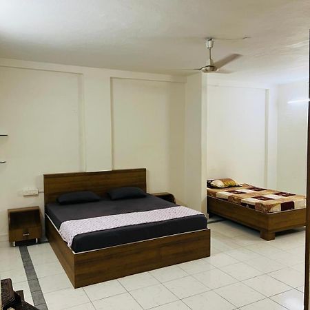 Lara Guest House Haydarabad Dış mekan fotoğraf