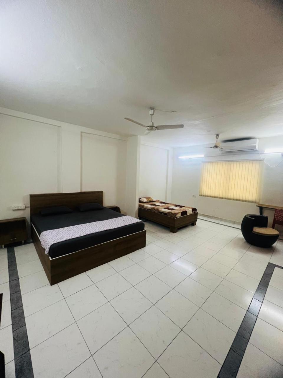 Lara Guest House Haydarabad Dış mekan fotoğraf